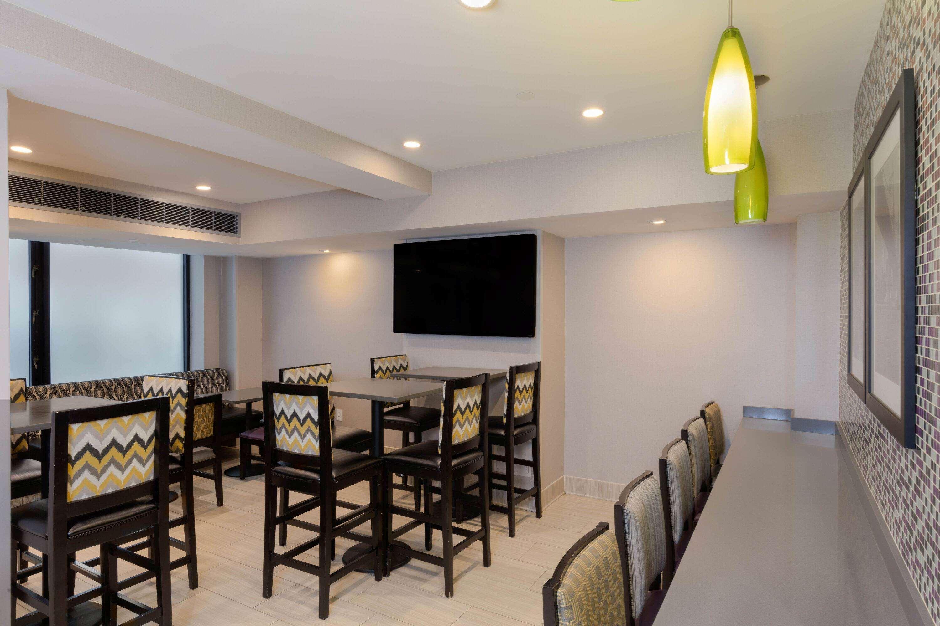 La Quinta By Wyndham New York City Central Park Bagian luar foto