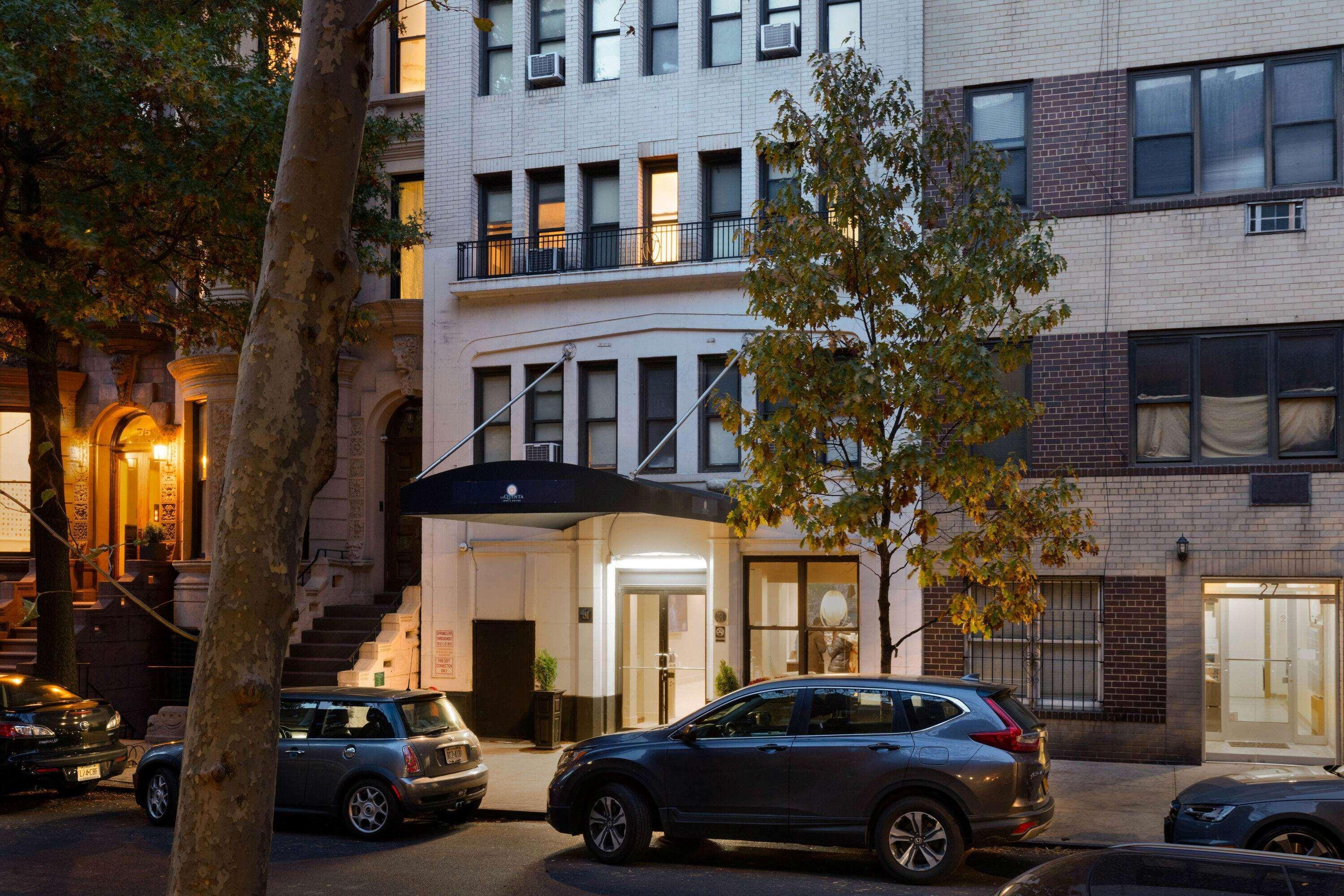 La Quinta By Wyndham New York City Central Park Bagian luar foto